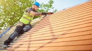  New Hampton, IA Roofing Service Pros